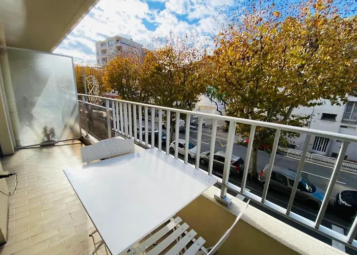 Joli Studio Avec Terrasse